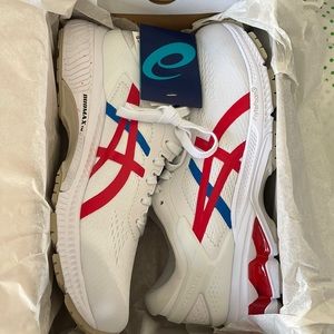 ASICS Gel-Kayano 26 new in box NIB women’s 10 white